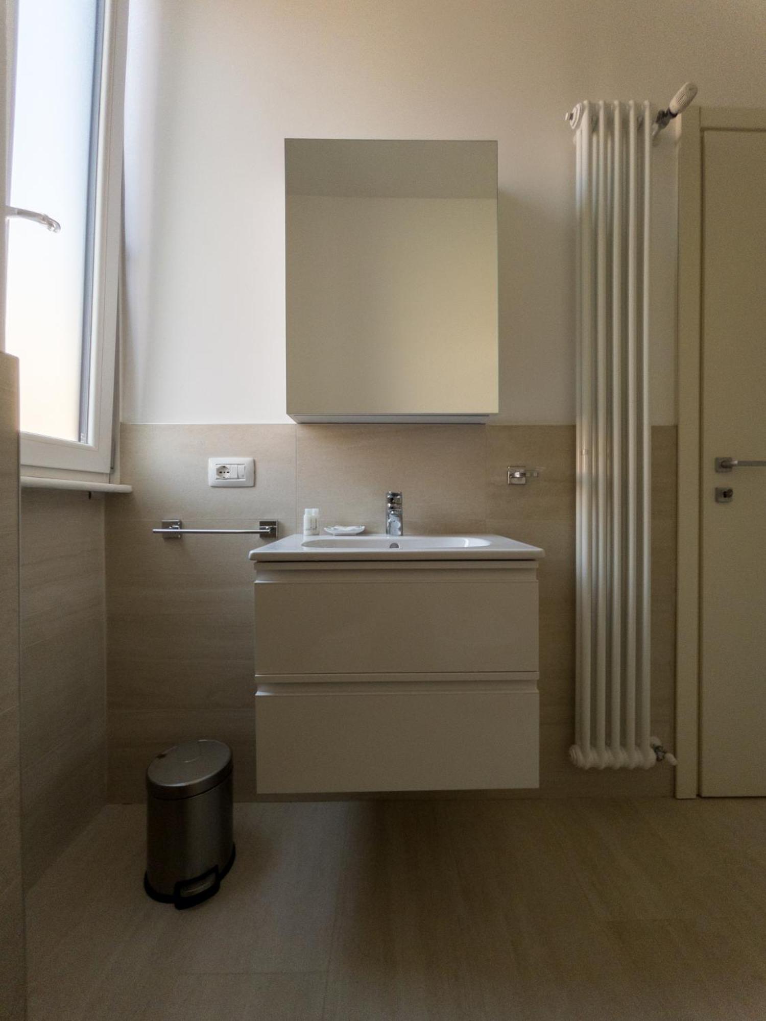 Rrrapido Holy Suites And Rooms - Via Sardegna Мілан Екстер'єр фото