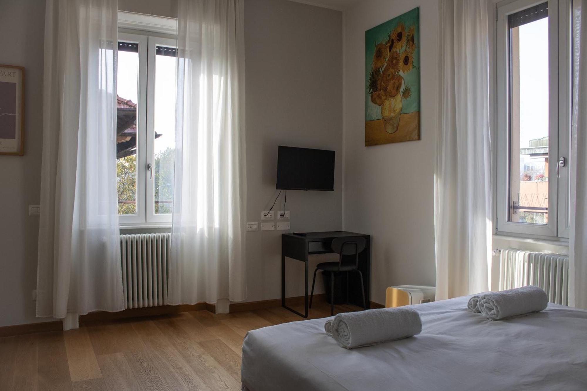 Rrrapido Holy Suites And Rooms - Via Sardegna Мілан Екстер'єр фото