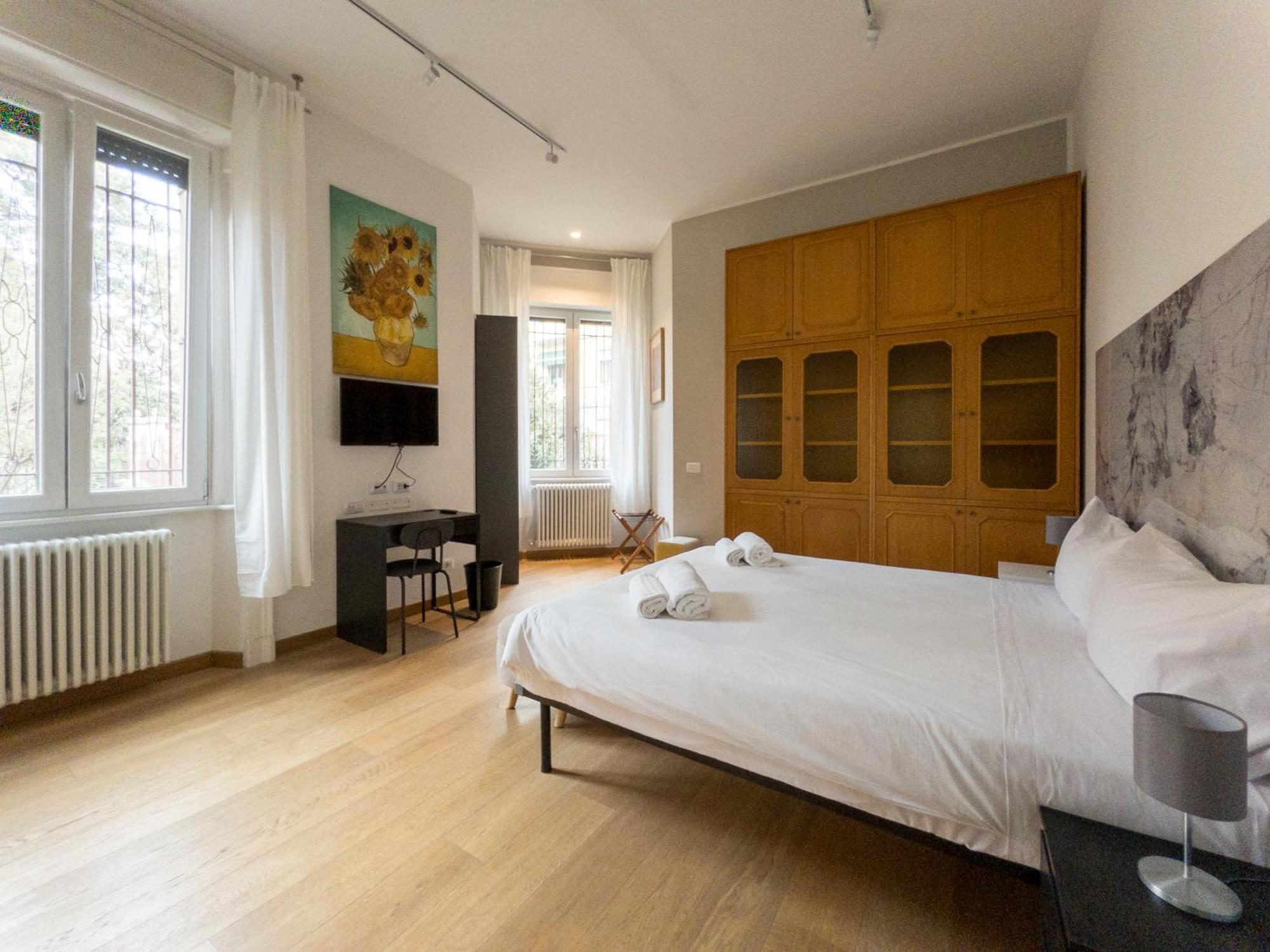 Rrrapido Holy Suites And Rooms - Via Sardegna Мілан Екстер'єр фото